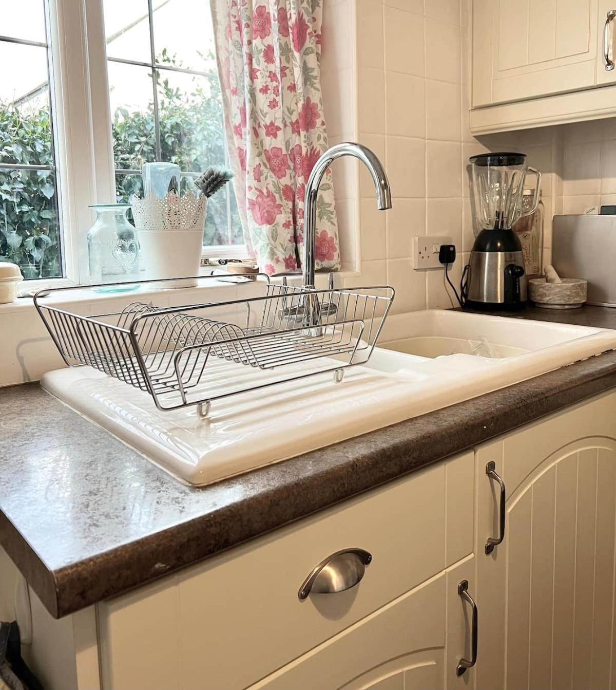 Holly Cottage Cosy Home In Sherwood Forest Эдвинстоу Экстерьер фото