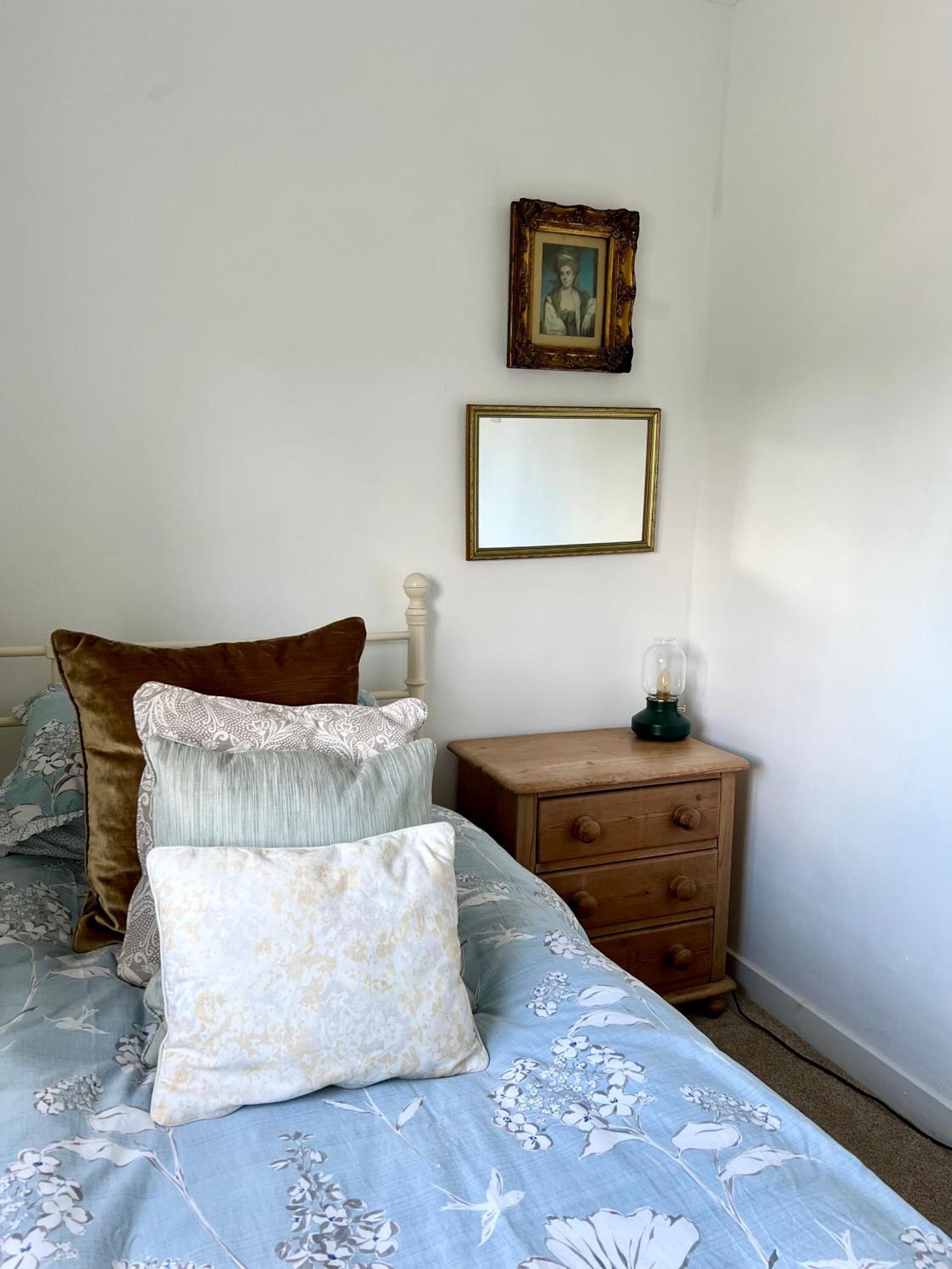 Holly Cottage Cosy Home In Sherwood Forest Эдвинстоу Экстерьер фото