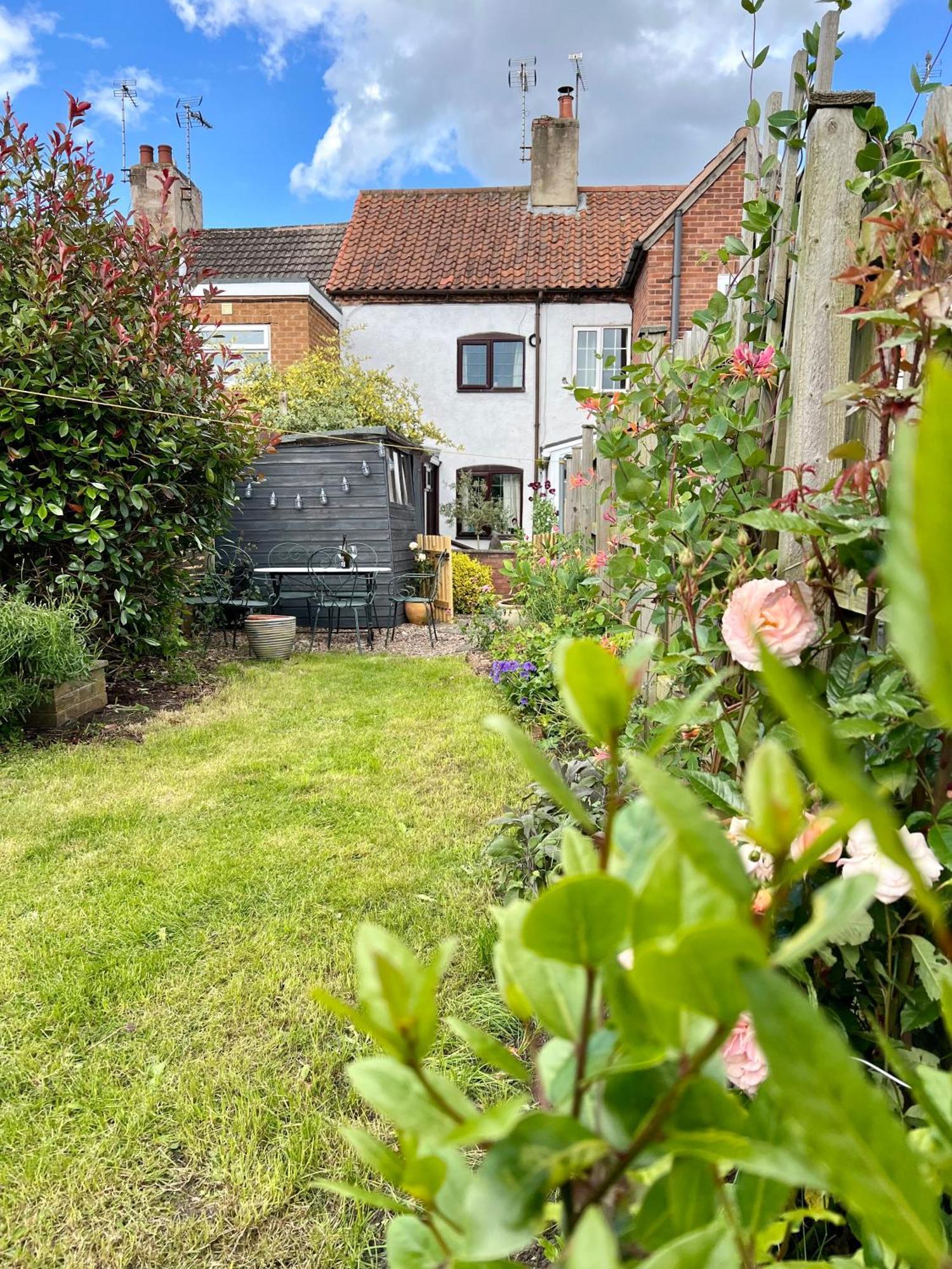 Holly Cottage Cosy Home In Sherwood Forest Эдвинстоу Экстерьер фото